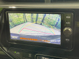 【バックカメラ】駐車時に後方がリアルタイム映像で確認できます。大型商業施設や立体駐車場での駐車時や、夜間のバック時に大活躍!運転スキルに関わらず、今や必須となった装備のひとつです!
