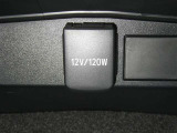 【充電用USB端子】デバイスの充電に便利です。※実際の接続端子は写真で確認or店舗までご気軽にお問合せください♪
