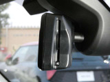 ETC2.0一体型の自動防眩機能付きバックミラー!後続車のヘッドライトの眩しさを自動で軽減してくれます!