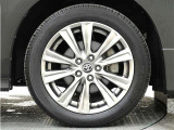 タイヤサイズ 235/50R18