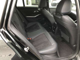 正規ディーラーのBMW専門メカニックが360&deg;納車前点検を徹底的にチェックいたします。点検整備料は車両価格に含まれ、法令12カ月点検が必要な場合も車両価格に含まれます。