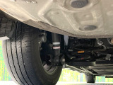 お車を安心してお乗りいただく為には、足回りの定期点検が欠かせません。サービスサポート(有償保証)では無料点検もご提供しており、安心のカーライフをお過ごしいただけるサポート体制が整っています。