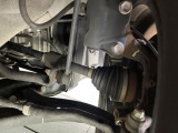 お車を安心してお乗りいただく為には、足回りの定期点検が欠かせません。サービスサポート(有償保証)では無料点検もご提供しており、安心のカーライフをお過ごしいただけるサポート体制が整っています。