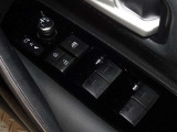 電動格納式ドアミラー・パワーウインドウを装備しています。