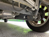 お車を安心してお乗りいただく為には、足回りの定期点検が欠かせません。サービスサポート(有償保証)では無料点検もご提供しており、安心のカーライフをお過ごしいただけるサポート体制が整っています。
