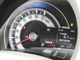 撮影時の走行距離数は4キロです。点検整備を実施してのお納車となります。