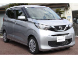 走行距離無制限の1年間保証(部分保証)付き。全国の日産工場でアフターを受けられますので、引っ越しなどで県外に移られても安心です。