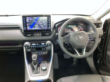 分かりやすく操作しやすい運転席まわりです☆