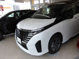 当店のセレナを御覧いただき誠にありがとうございます。札幌日産自動車です。 ネットでのお問い合わせもお気軽にどうぞ!!