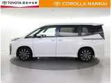 両側パワースライドドア付きだから、狭い駐車スペースなどでの 乗り降りラクラク!小さなお子さまのいるご家庭には嬉しい装備。