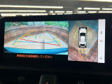 【パノラミックビューモニター】専用のカメラにより、上から見下ろしたような視点で360度クルマの周囲を確認することができます☆死角部分も確認しやすく、狭い場所での切り返しや駐車もスムーズに行えます。