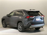ご覧の車両以外にも多数のU-Carを展示販売しております。
