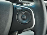 ◆アダプティブクルーズコントロール◆予め設定した車速内でクルマが自動的に加減速。前走車との適切な車間距離を維持しながら追従走行します。【LKAS】車線維持支援システムでステアリング操作を支援。