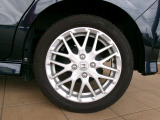 純正15インチアルミホイール装備車です。
