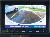 バックモニター付きで、車庫入れやバック時の後方確認をしっかりサポート。モニターに映し出される映像で死角も確認しやすく、狭い場所での駐車や後退時の操作をより安心して行えます。