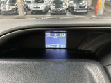 当店ではauも取り扱っております。お車と一緒にau携帯の機種変更も可能です♪また、自動車保険も取り扱っております。車の支払いと自動車保険の支払いをまとめてお支払い可能なプランもあります♪