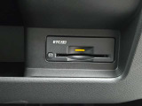 ETCならこんな利点が!!1. キャッシュレスシステムで、現金などを用意する必要無し!2. 料金所をノンストップで通過できます。
