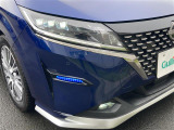 【 LEDヘッドライト 】悪天候や夜間の走行も視界良好で安心してお乗りいただけます。////