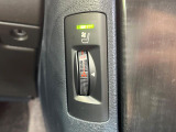 【シートベンチレーション】夏場は涼しい風でお尻や背中の熱やムレを防ぎ、冬はエアコンよりも早く温まってポカポカに!季節を問わず快適に過ごせます。