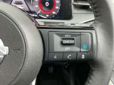 プロパイロット搭載。高速道路でドライバーに代わってアクセル、ブレーキ、ステアリングを自動制御します。