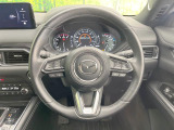 【純正革巻きステアリング】上質な革を使用することで、手にしっかり馴染みとても運転しやすいハンドルです♪