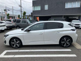 ディーゼル車と比べると出だしがスムーズでストレスなく加速してくれます!