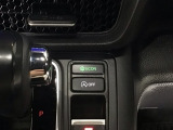 ★ECONスイッチ★ エコドライブを加速しよう!スイッチをONにすると、運転の仕方によるロスを抑え込み燃費をよくするようクルマが頑張ります(*^ー^*)燃費向上にチャレンジ♪