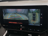 駐車が苦手な方でも安心のバックガイドモニター搭載。 後方の映像をクリアに表示し、ガイドラインで車庫入れや縦列駐車をしっかりサポート。毎日の運転がぐっとラクになります。
