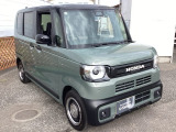 自社整備工場で点検整備をおこなってからお渡ししています。車検が残っている場合は『12ヶ月点検整備』を、車検整備付きの場合は『車検整備』をおこないます。整備費用は車両本体価格に含まれています。