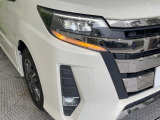 【LEDヘッドライト】悪天候や夜間走行時も良好な視界を確保し安心して運転できる高輝度LEDヘッドライトを装備!点灯速度が早く、消費電力も抑えられています。