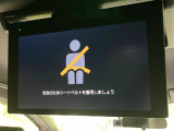【フリップダウンモニター】大画面モニターで後席でもエンタメをお楽しみいただけます。小さなお子様にも大人気の装備です♪