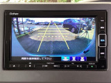 バックモニター付きで、車庫入れやバック時の後方確認をサポート。