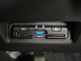 有料道路のレーン通過に便利なETC車載器を装着しています。ご利用にはセットアップが必要となります。