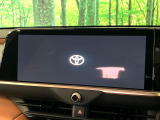 【12.3インチワイドナビ】高級感とインパクトのある大型ワイドナビを装備。各種オーディオ操作はもちろん、横長ワイド画面でのマップ2分割表示など、利便性も高いナビです♪