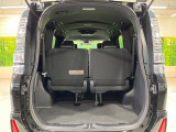普段のお買い物や通勤、送迎等に十分な荷室スペースを確保しております。セカンドシートを倒すと、大きな荷物の積載も可能です♪