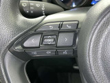 ステアリングスイッチ装備!運転しながら手元でオーディオの操作などができます。
