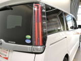 LEDテールライトです。省電力、高輝度のLEDは明るく照らすので夜間運転時の視認性を高めます。スタイリッシュな見た目で細かいところもこだわりたいあなたに!