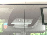 【トヨタセーフティセンス】走行中に前方の車両等を認識し、衝突しそうな時は警報とブレーキで衝突回避と被害軽減をアシスト。より安全にドライブをお楽しみいただけます。