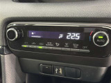 【オートエアコン】お好みの温度に設定して頂くと、車内の温度を自動調整♪快適にクルマの中を過ごして頂けます。