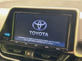 【純正8型ナビ】人気の純正ナビを装備。オーディオ機能も充実しており、Bluetooth接続すればお持ちのスマホやMP3プレイヤーの音楽を再生可能!毎日の運転がさらに楽しくなります!!