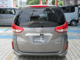 Honda認定中古車はU-Select保証1年付きで、有料で最長5年まで延長可能です。またU-Select Premium保証の中古車は無料保証2年付きで、有料で最長5年まで延長可能です。