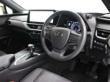 運転席廻りです。