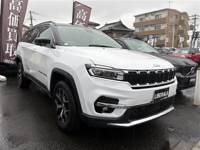 コマンダー 2.0 リミテッド ディーゼル 4WD 本革シート