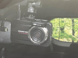 【ドライブレコーダー】ドライブレコーダー装備!走行中はもちろん、あおり運転や事故に遭遇した際、映像で記録し、万一のリスクに備えます。※記録用SDカードはお客様ご自身でご準備いただく必要があります。