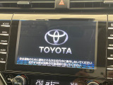 【メーカー純正ナビ】インテリアに溶け込むスタイリッシュな「専用設計」メーカーナビを装備♪視認性や操作性など基本性能にも優れ、より上質なカーライフをお楽しみいただけます。