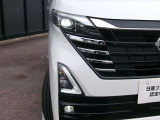 LEDヘッドランプ装備で、明るく安全に夜道もサポートしてくれます。