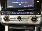 【シートヒーター】寒い日に重宝するシートヒーター!エアコンより早く温まってくれるので寒がりの人も安心ですね♪エアコンの温風は乾燥するから苦手、という方にもをおすすめです。
