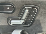 専任の研修を受け熟練したメカニックが大切にご納車整備させていただきます。アフターメンテナンス・ご遠方のメンテナンス・カスタム等なんでもご相談ください!