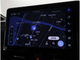 純正ナビを装備。タッチパネル式で使いやすく、お出かけもラクラクです。