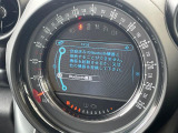 ●ディスプレイオーディオ:、高級感ある車内を演出してくれます。Bluetooth再生などオーディオ機能も充実しておりますので、運転もより楽しめます♪